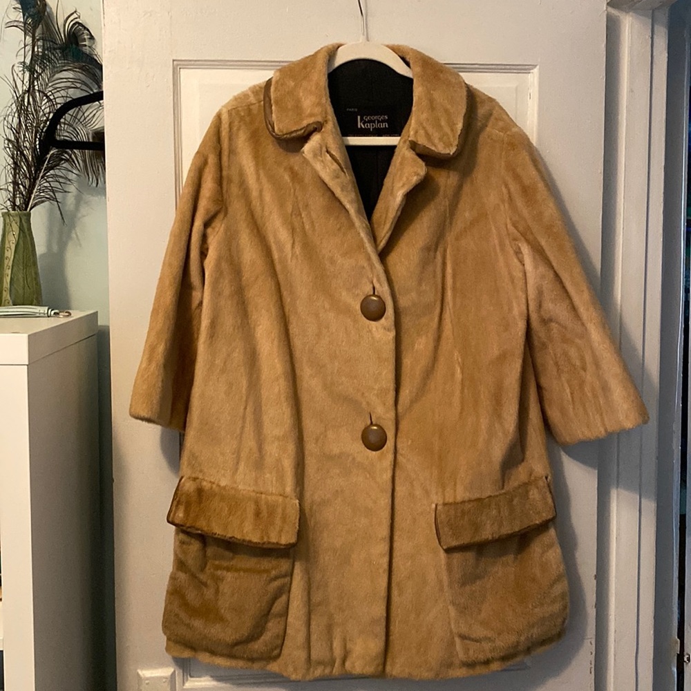 Vintage Georges Kaplan Car Coat, sheered blonde 3/4 sleeve with leather trim.